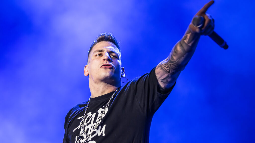 Gzuz Vermögen: Ein umfassender Blick auf Karriere Einnahmen und Einfluss