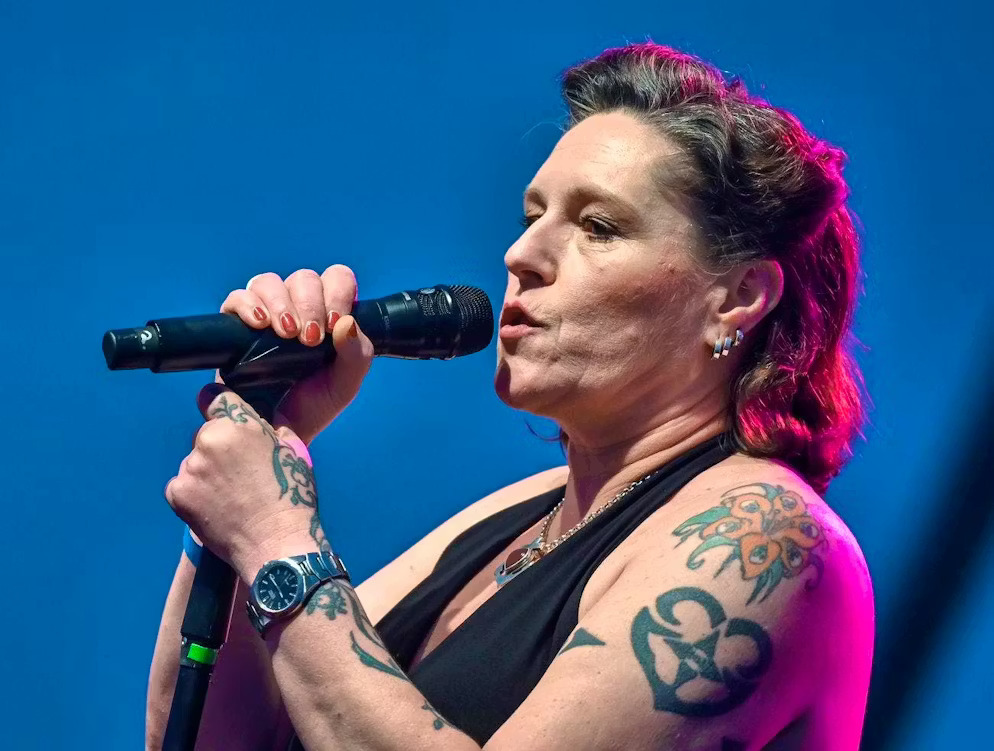 Anna R: Die rätselhafte Ikone der Moderne – Eine umfassende Entdeckung Anna R: Die rätselhafte Ikone der Moderne – Eine umfassende Entdeckung